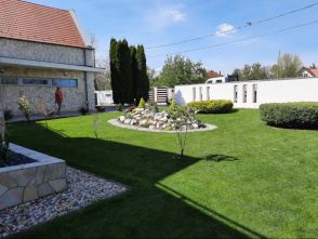 Kertfenntartás